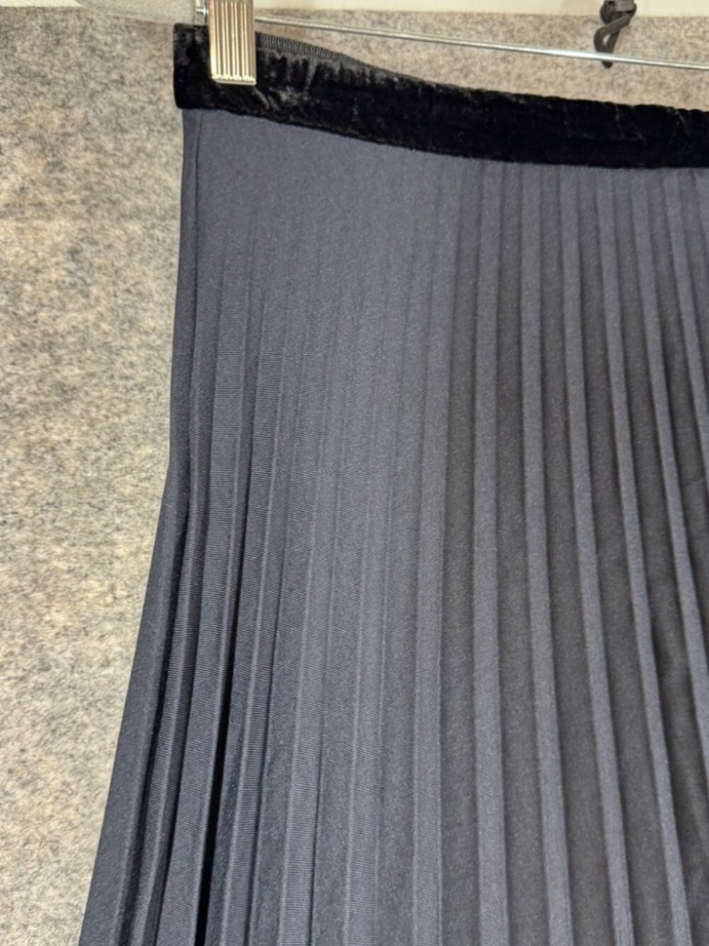 Sandro Pleated Two-Tone Maxi Skirt Size 3 Velvet Trim Quiet Luxury Belted Chic - Picture 5 of 14